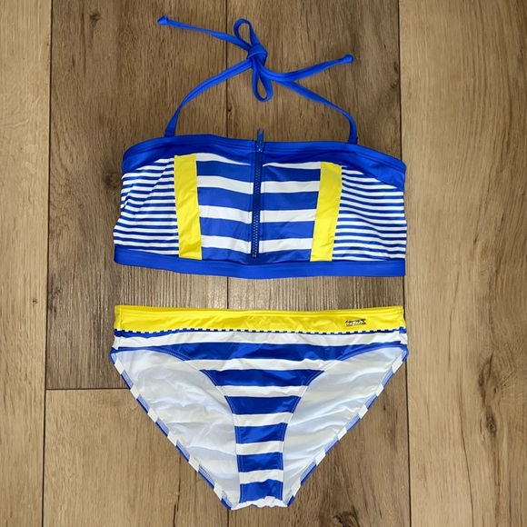 Lascana swim set - Picture 1 of 6